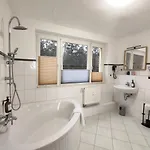 Bohnapartments Juwel Am See, Mitten In Der - Parkplatz - Kamin - Wlan - Naehe Erfurt Apartman *