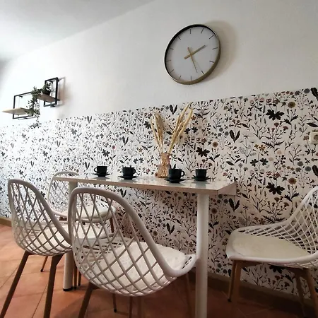 Bohnapartments Juwel Am See, Mitten In Der - Gratis Parkplatz - Kamin - Wlan - Naehe Erfurt Apartment *