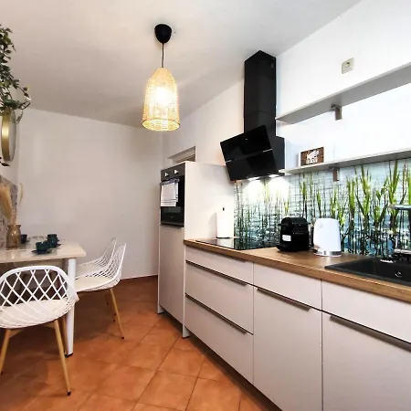 Apartment Bohnapartments Juwel Am See, Mitten In Der - Gratis Parkplatz - Kamin - Wlan - Naehe Erfurt Kranichfeld