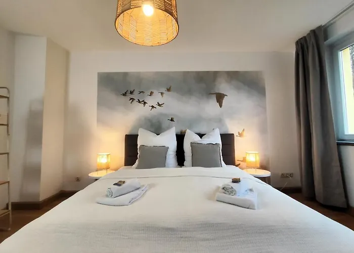 Appartement Bohnapartments Juwel Am See, Mitten In Der - Parkplatz - Kamin - Wlan - Naehe Erfurt *